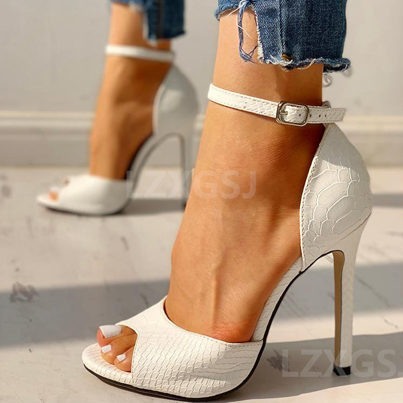 Klassische Orthopädische Sandalen mit zeitlosem Stil
