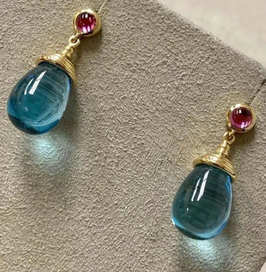 Zarte handwerkliche Ohrring