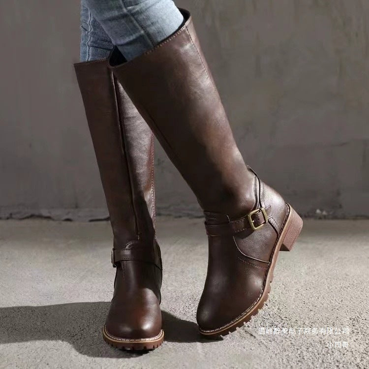 Anmutige Orthopädische Stiefel für modernen Look