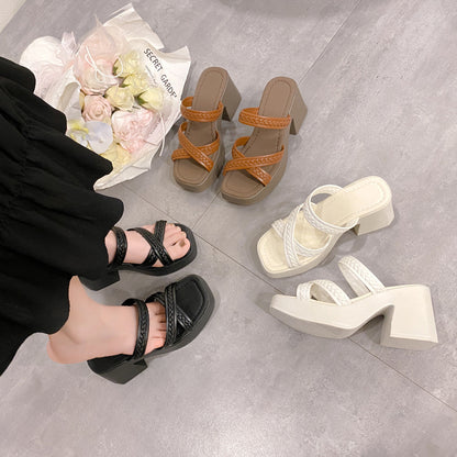 Schicke Orthopädische Sandalen mit einzigartigem Design