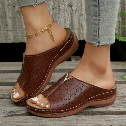Schicke Orthopädische Sandalen mit einzigartigem Design