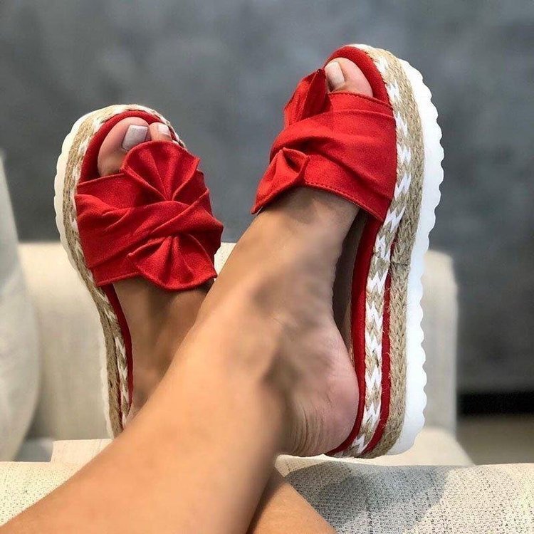 Anmutige Orthopädische Sandalen für modernen Look