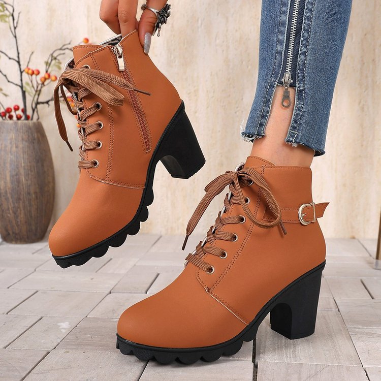 Klassische Orthopädische Stiefel mit zeitlosem Stil