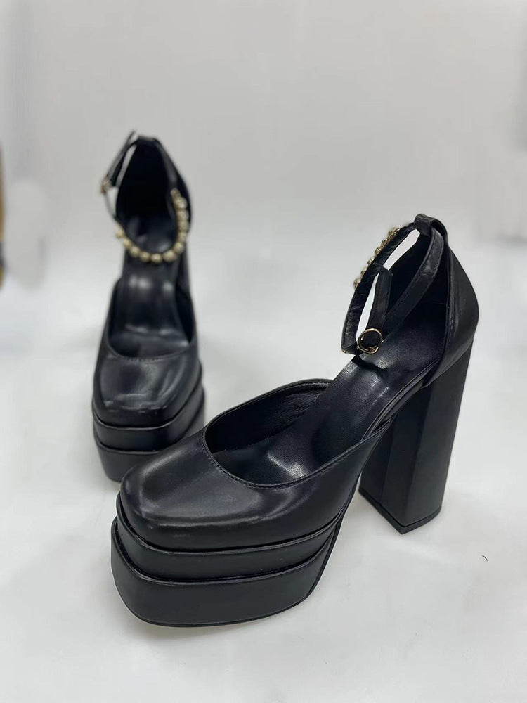 Anmutige Orthopädische Sandalen für modernen Look