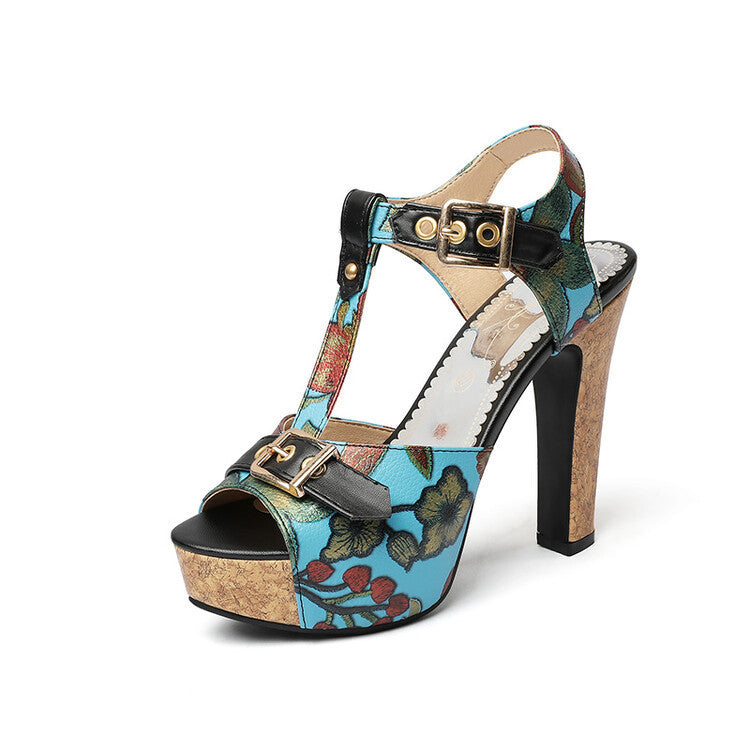 Anmutige Orthopädische Sandalen für modernen Look