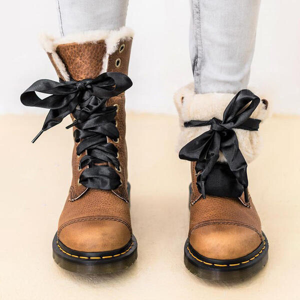 Klassische Orthopädische Stiefel mit zeitlosem Stil