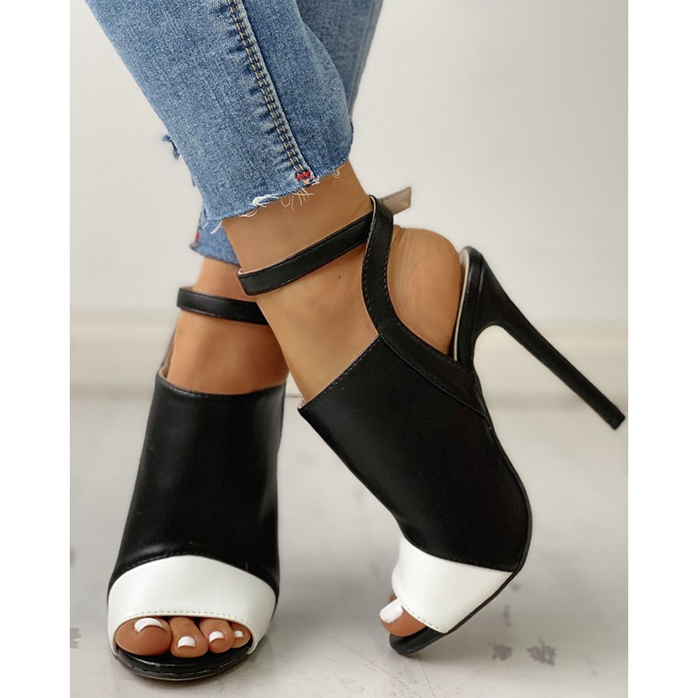 Anmutige Orthopädische Sandalen für modernen Look