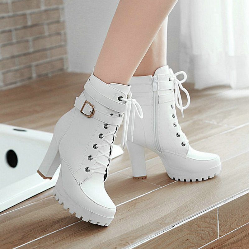 Anmutige Orthopädische Stiefel für modernen Look
