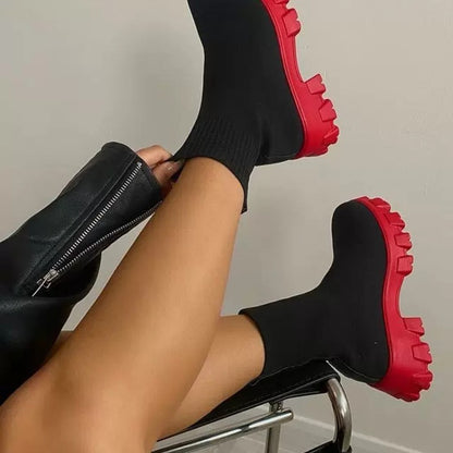 Schicke Orthopädische Stiefel mit einzigartigem Design