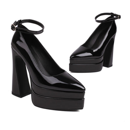 Schicke Orthopädische Schuhe mit einzigartigem Design