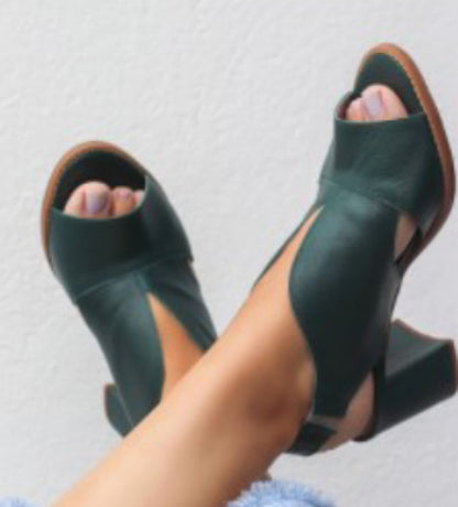 Klassische Orthopädische Sandalen mit zeitlosem Stil