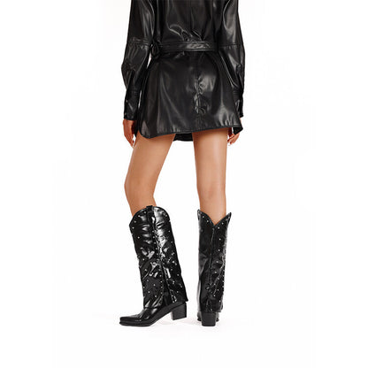 Anmutige Orthopädische Stiefel für modernen Look