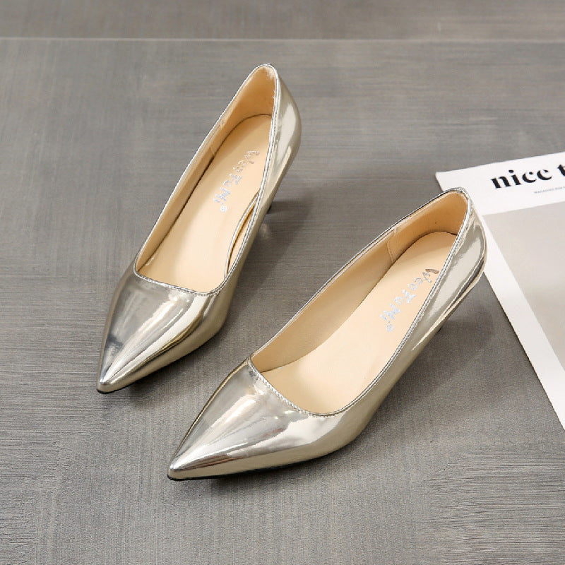 Schicke Orthopädische Absatzschuhe mit einzigartigem Design