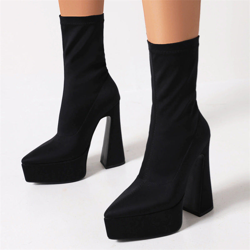 Anmutige Orthopädische Stiefel für modernen Look