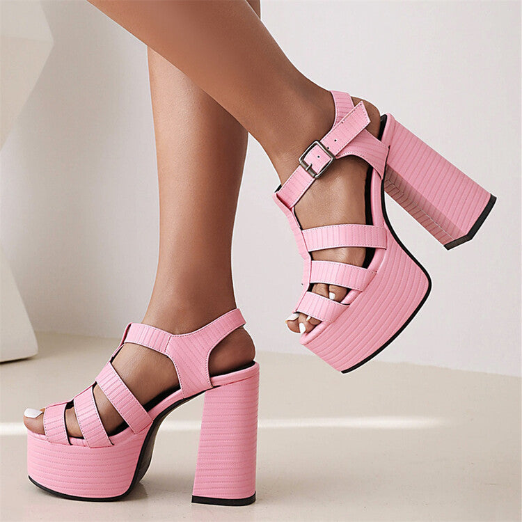 Wunderschön gefertigte Orthopädische Sandalen