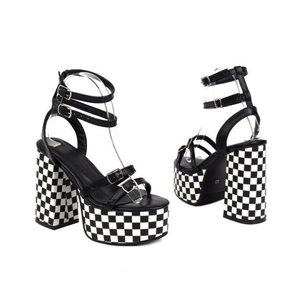 Elegante Orthopädische Sandalen für jeden Schritt