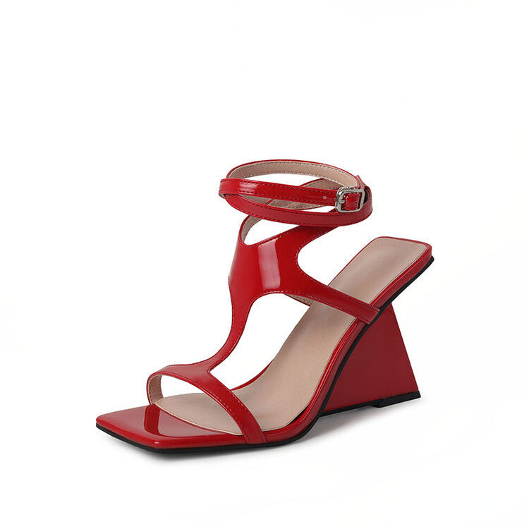 Anmutige Orthopädische Sandalen für modernen Look