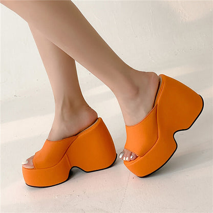 Klassische Orthopädische Sandalen mit zeitlosem Stil