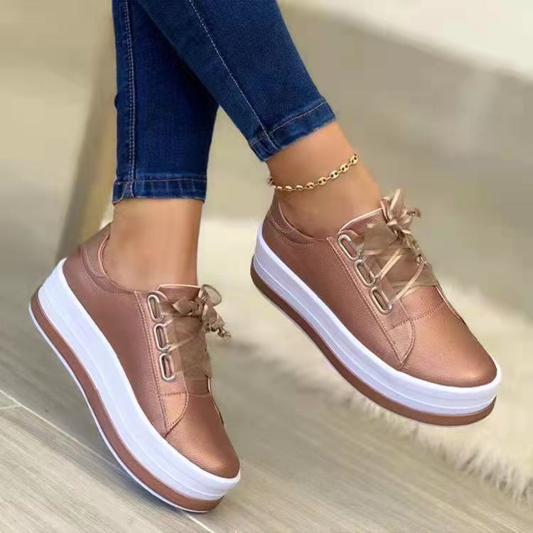 Klassische Orthopädische Schuhe mit zeitlosem Stil