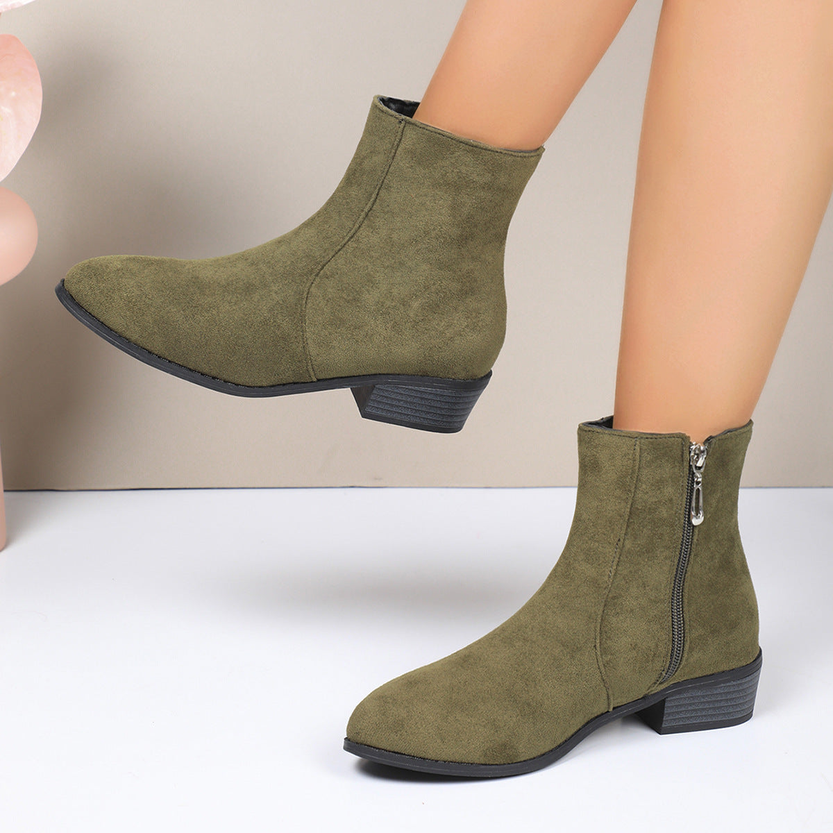 Klassische Orthopädische Stiefel mit zeitlosem Stil