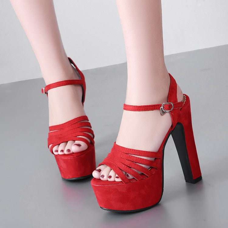 Anmutige Orthopädische Sandalen für modernen Look