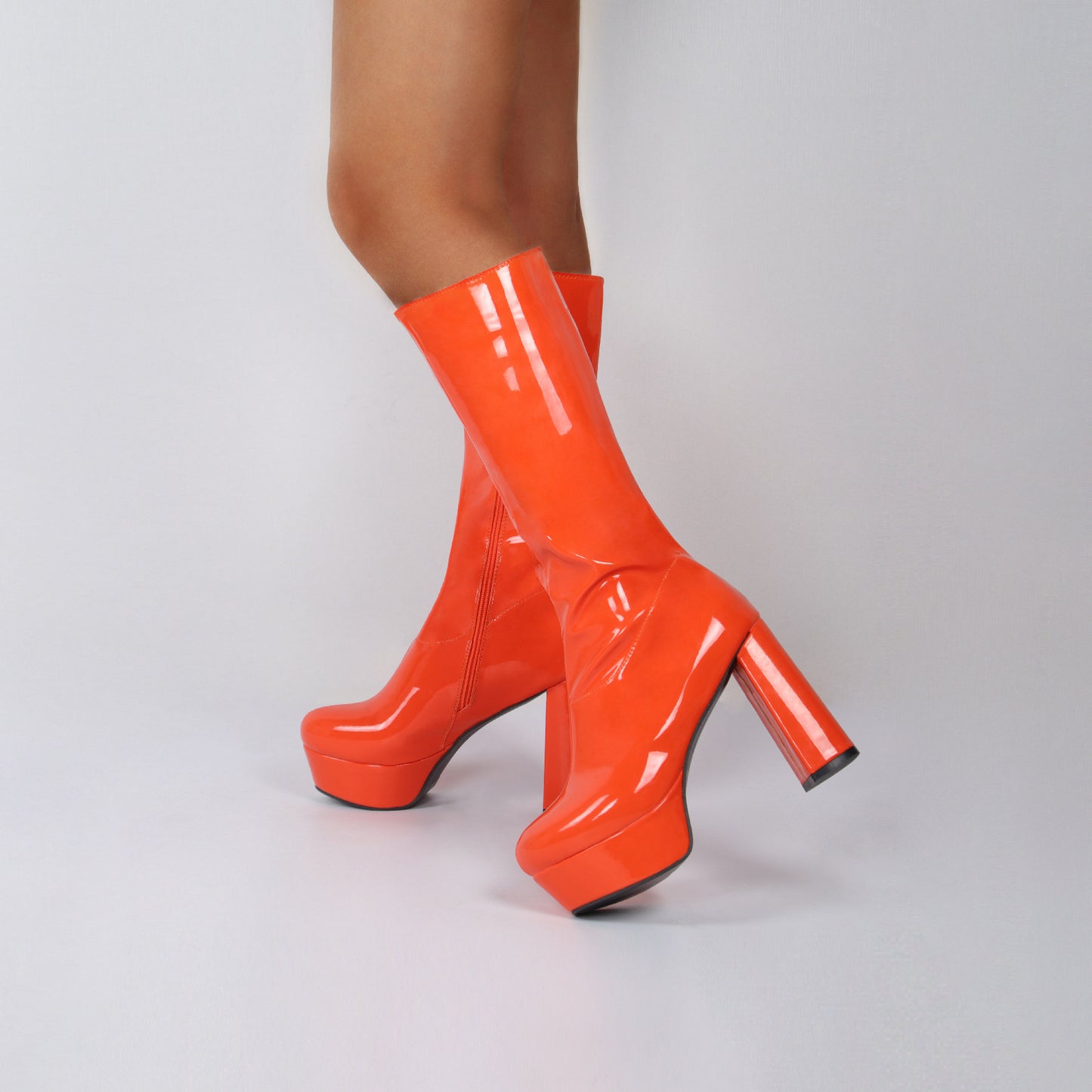 Schicke Orthopädische Stiefel mit einzigartigem Design