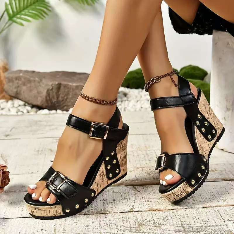 Wunderschön gefertigte Orthopädische Sandalen