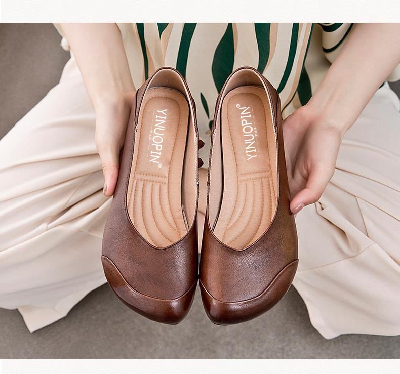 Klassische Orthopädische Schuhe mit zeitlosem Stil