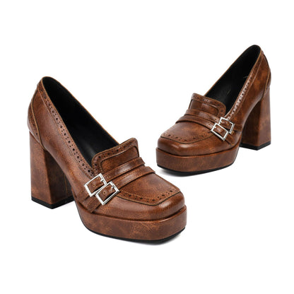 Klassische Orthopädische Schuhe mit zeitlosem Stil