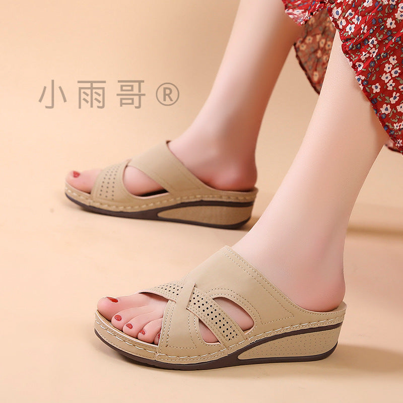 Schicke Orthopädische Sandalen mit einzigartigem Design