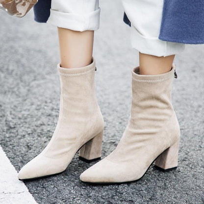 Schicke Orthopädische Stiefel mit einzigartigem Design