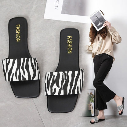 Klassische Orthopädische Sandalen mit zeitlosem Stil