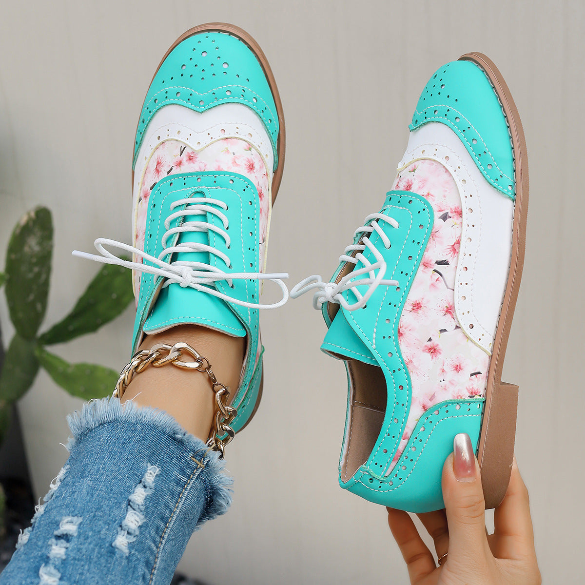 Anmutige Orthopädische Schuhe für modernen Look