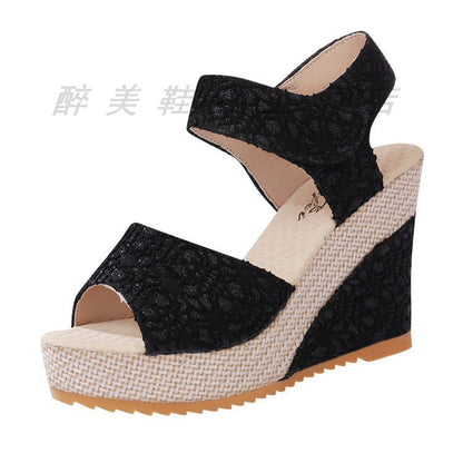 Wunderschön gefertigte Orthopädische Sandalen