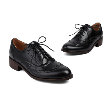 Klassische Orthopädische Schuhe mit zeitlosem Stil