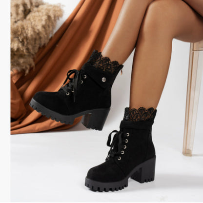 Klassische Orthopädische Stiefel mit zeitlosem Stil