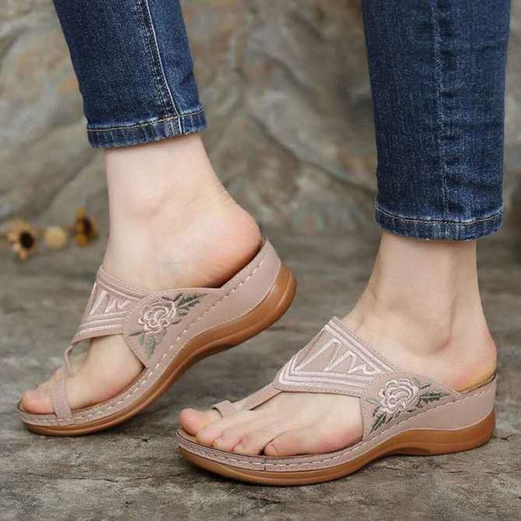Klassische Orthopädische Schuhe mit zeitlosem Stil
