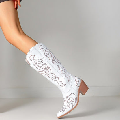 Anmutige Orthopädische Stiefel für modernen Look