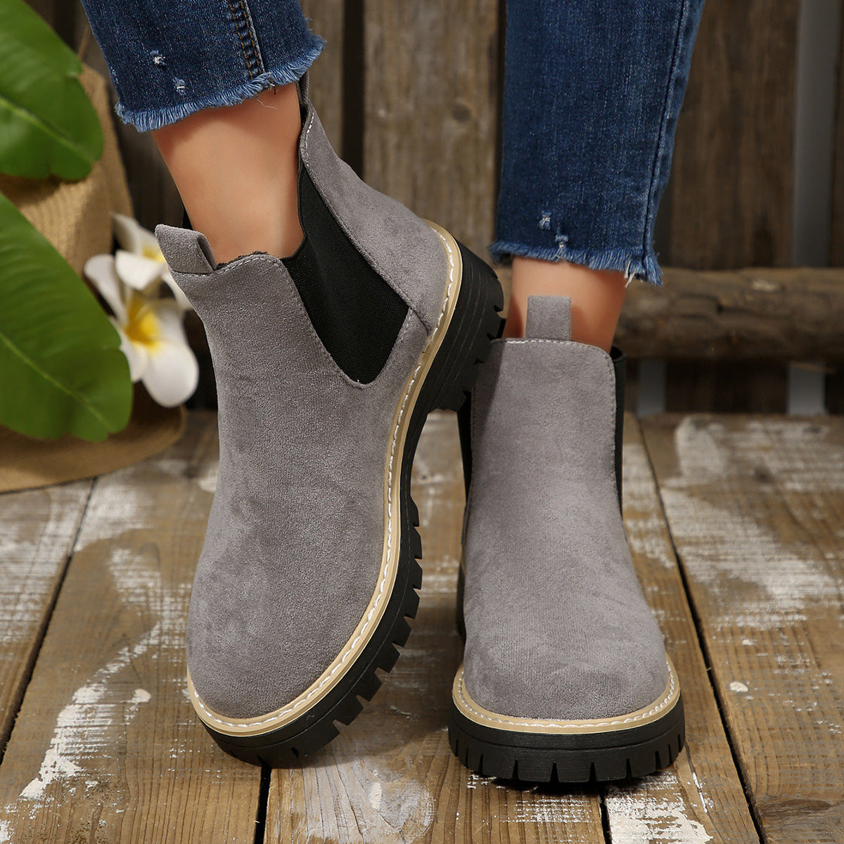 Anmutige Orthopädische Stiefel für modernen Look