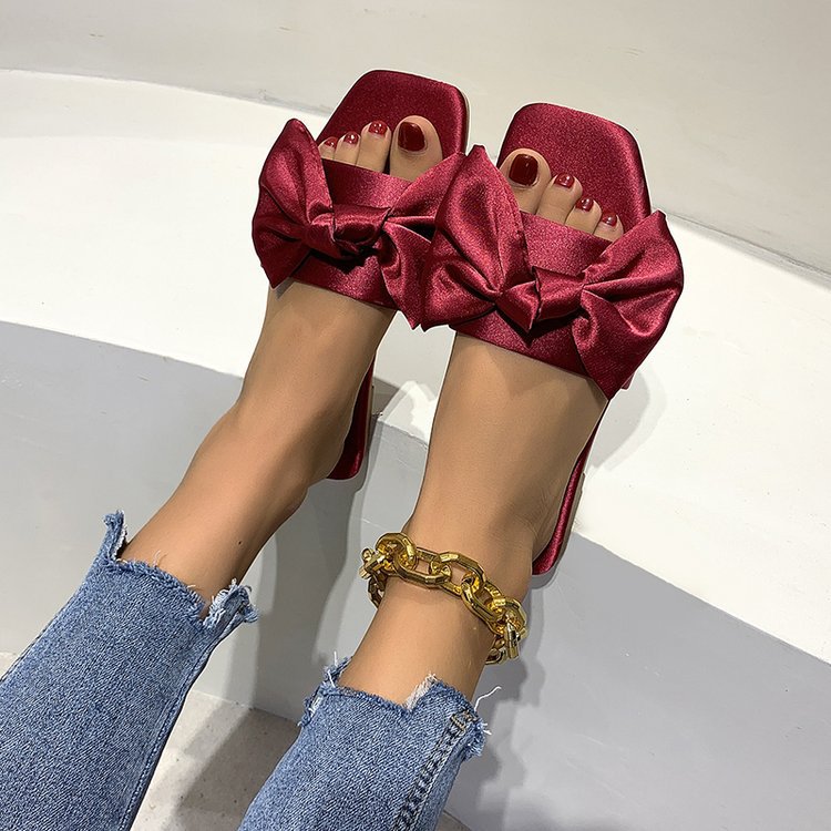 Klassische Orthopädische Sandalen mit zeitlosem Stil
