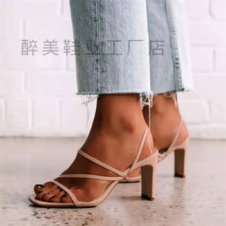 Anmutige Orthopädische Sandalen für modernen Look