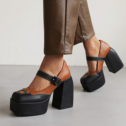 Klassische Orthopädische Schuhe mit zeitlosem Stil