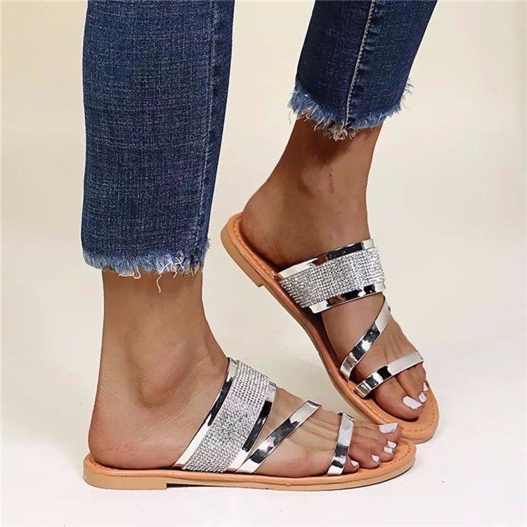 Klassische Orthopädische Sandalen mit zeitlosem Stil