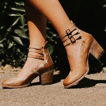 Wunderschön gefertigte Orthopädische Schuhe