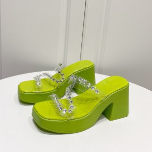 Schicke Orthopädische Schuhe mit einzigartigem Design