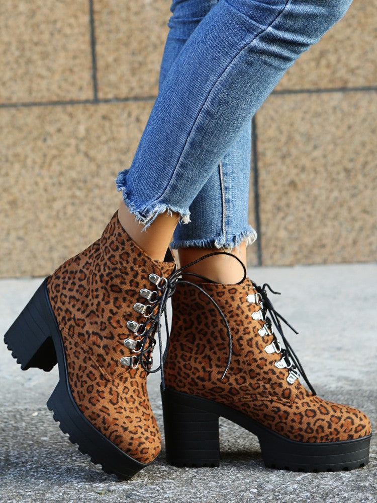 Vintage inspirierte Orthopädische Stiefel