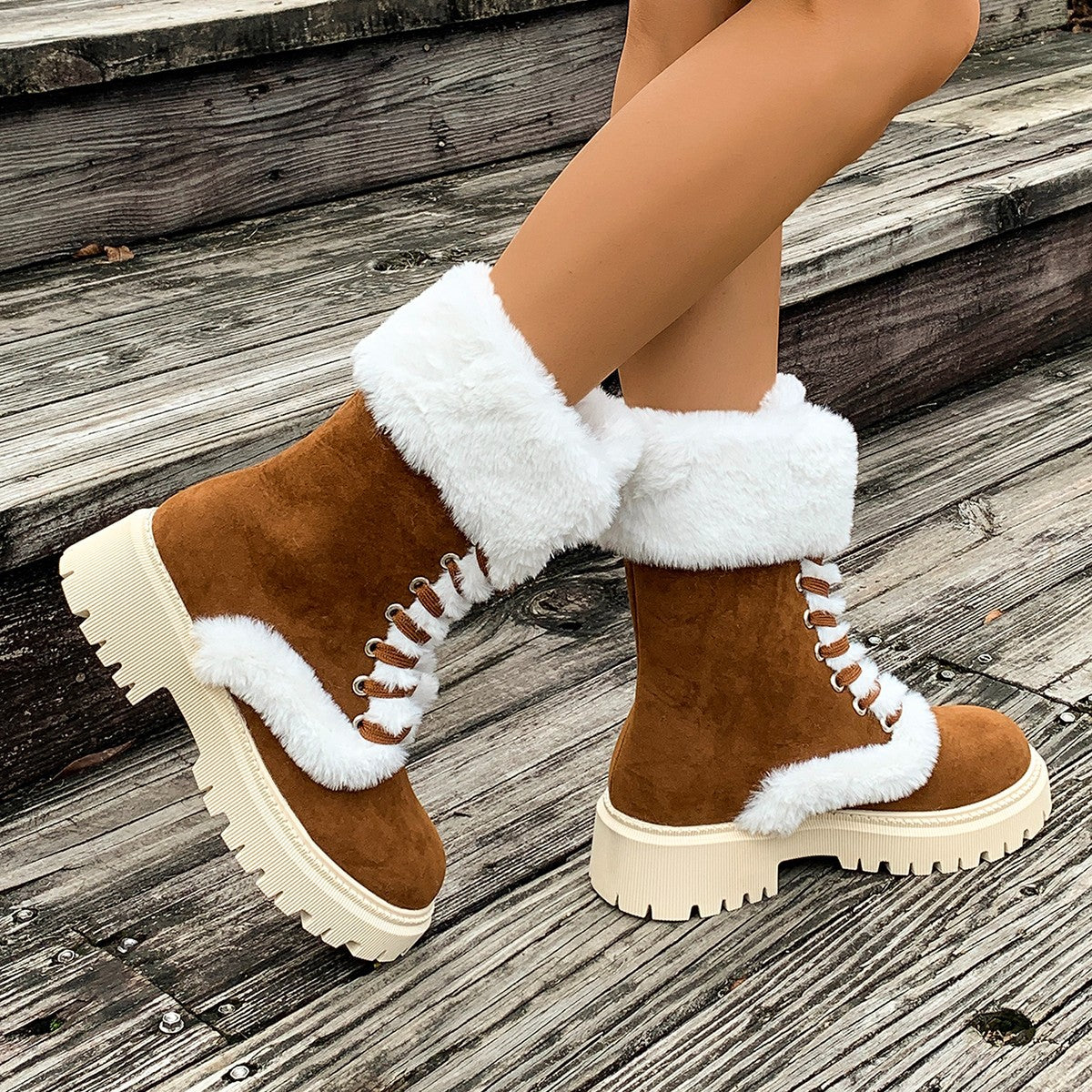 Schicke Orthopädische Stiefel mit einzigartigem Design