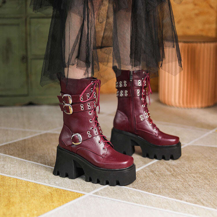 Klassische Orthopädische Stiefel mit zeitlosem Stil
