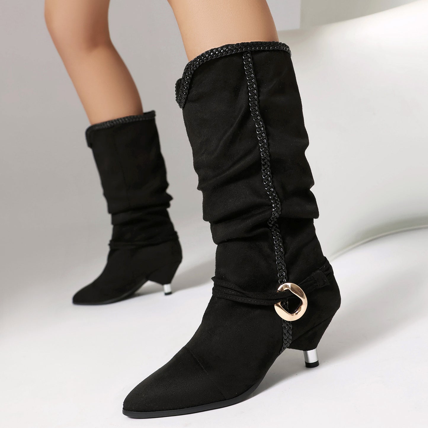 Schicke Orthopädische Stiefel mit einzigartigem Design