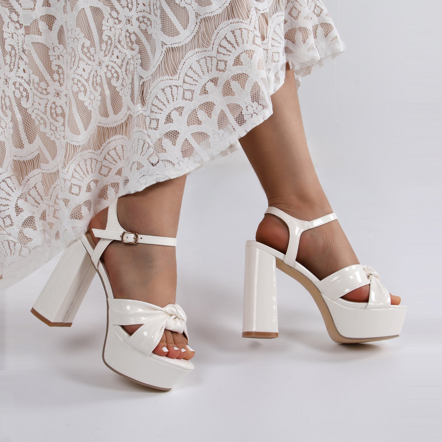 Wunderschön gefertigte Orthopädische Sandalen